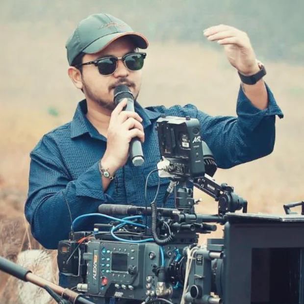 Mateti & Co. founder directing a shoot behind the cinema camera
